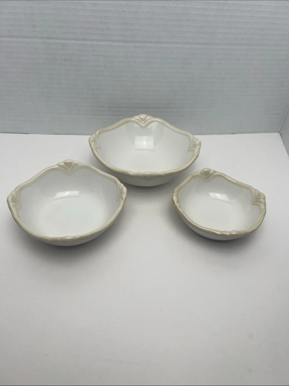 Princess House Pavillion Cream 3-Piece Nesting Serving Bowls Set Discontinued
